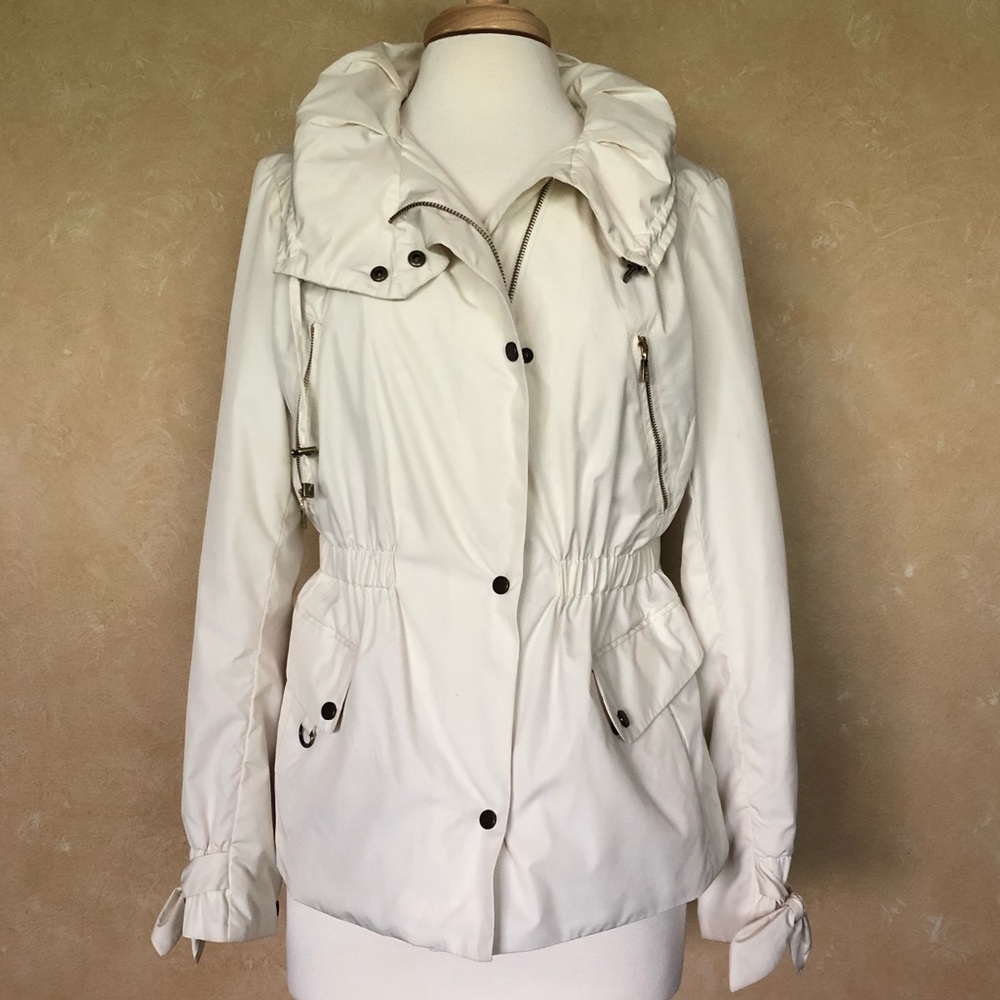 COLE HAAN windbreaker jacket in cream size M